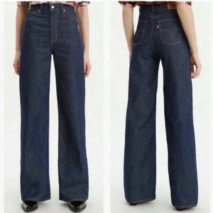 Levi’s Ribcage Wide Leg Jeans